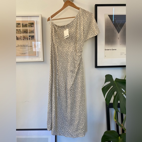 Mirae Linen Midi Dress - Picture 2 of 6